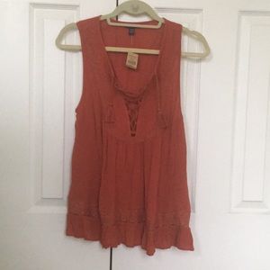 Lace trim ruffle tank